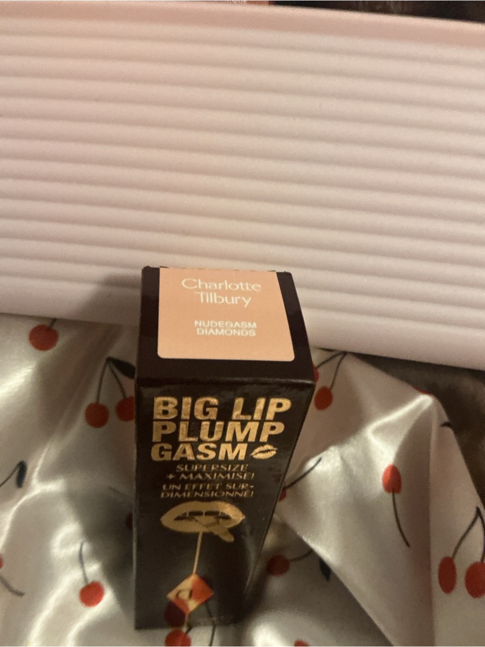 Charlotte Tilbury Big Lip Plumpgasm Lip Plumper – Nude Pink & Gold Packaging